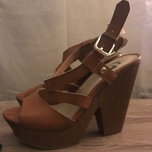 Women’s G by Guess size 7 Wedges